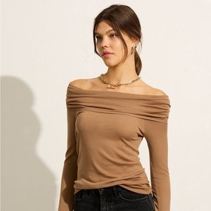 🆕  1. State Long Sleeve Top